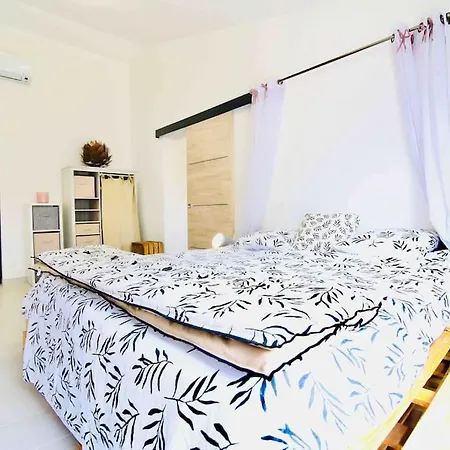 Gisela Saint-Mandrier-sur-Mer